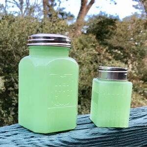 Lot Tick Vintage Look Glass Spice Salt Pepper Shaker Pistachio Jade Green kitsch